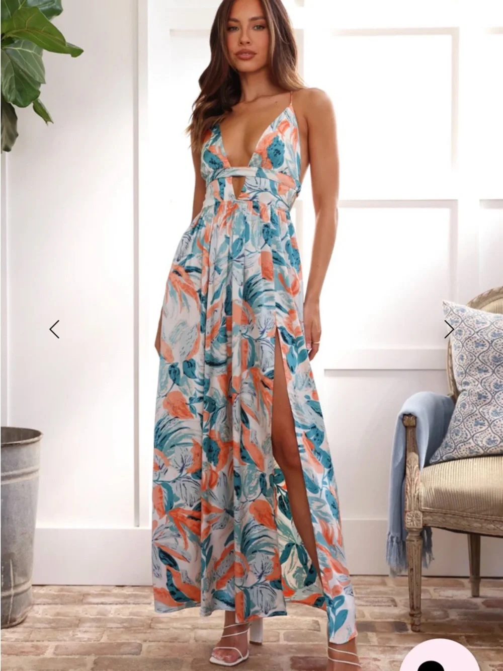 Hello Molly “Moment in Bloom” Tropical Print Maxi Dress- M - Picture 2 of 7